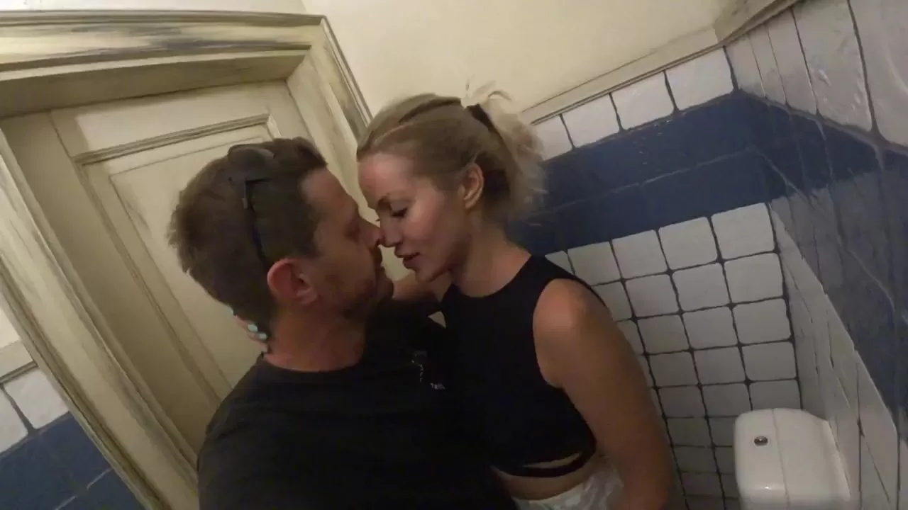 kiss wife after she blows stranger