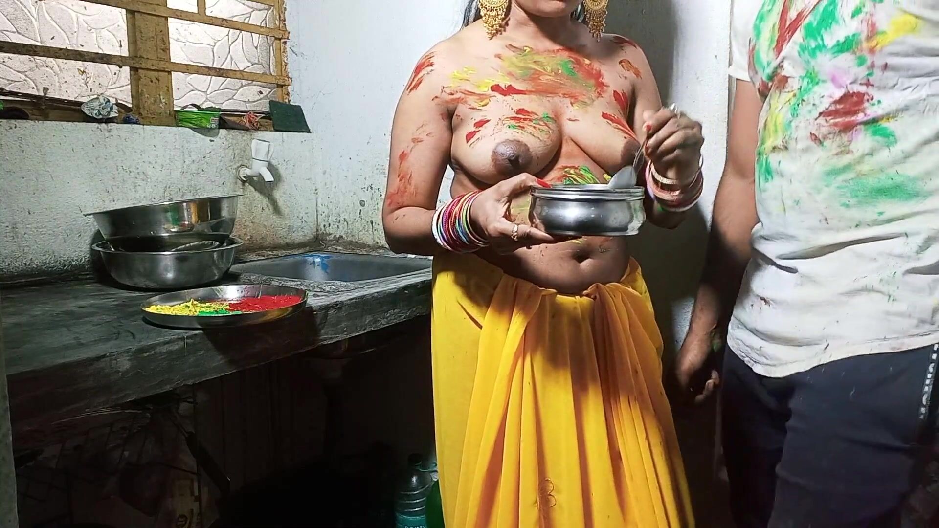 Dever In Baby Xxx - On Festival of HOLI Devar Fuck Cute Sexy Bhabhi on Kichen Stand After  Applying Color on Her Boobs watch online