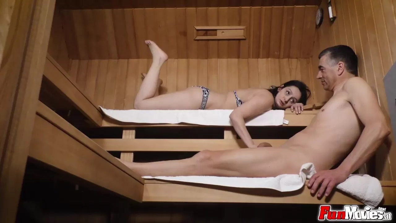 EU milf sucking dick in the sauna watch online