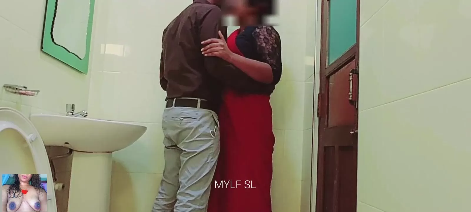 Boss had sex inside the office bathroom with Hot Milf watch online image photo