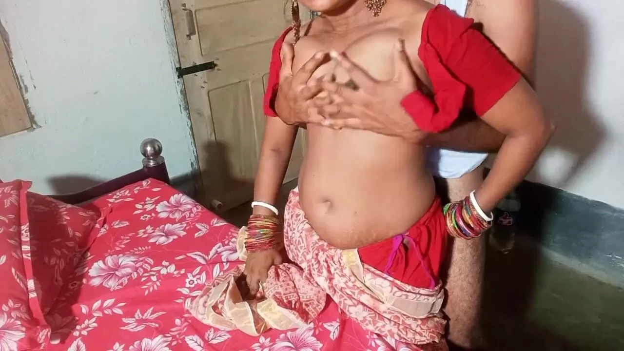 Nokar Madam Sex Video - Madam Ne Naukar Se Kitchen Me Choot Chudayi Karayi - FireeCouple watch  online