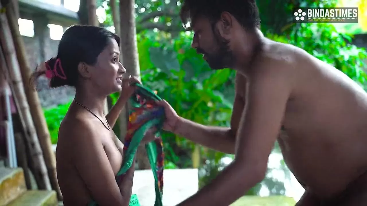 Xxxbp Video Sexi Hd Dudh - Kaamwali Bai ke sath Outdoor Masti Doodh Nikal ke ( Hindi Audio ) watch  online