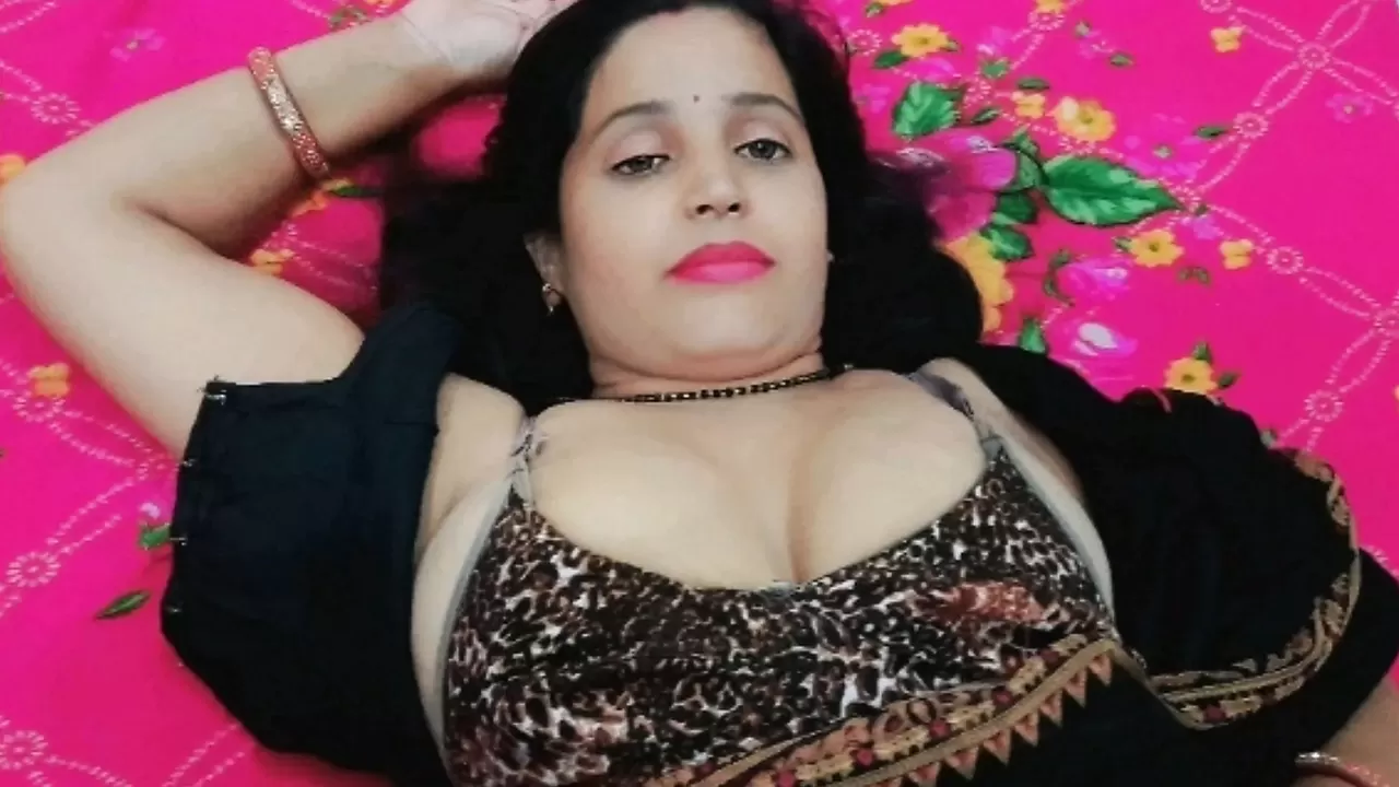 Padosan Ki Chudai Ka Sex Video Hindi - Padosan ko usake ghar chudai land chusaya watch online