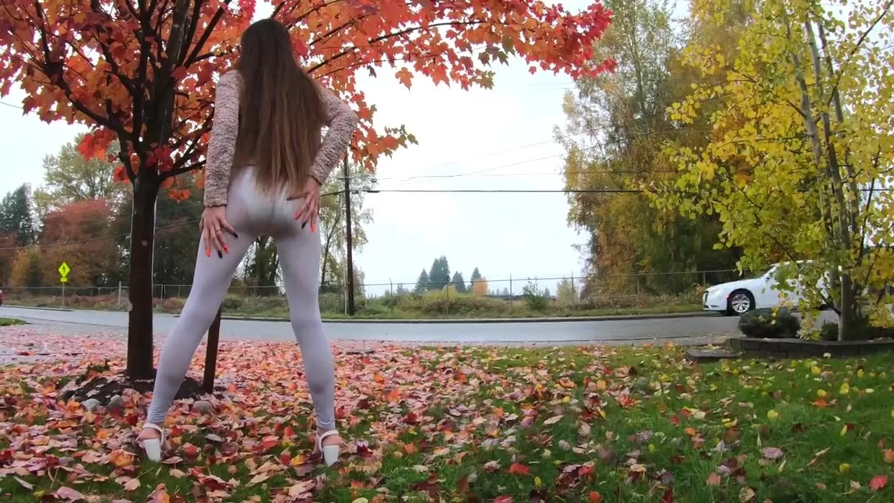Yoga Pants Butt Plug Porn - Longpussy, Sheer Pants, Diapers and a Giant Butt Plug in Public on a gray  Day. watch online