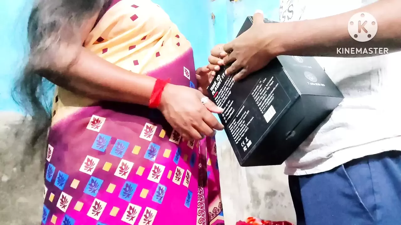 Indian Mom Birthday Gift Her Son Sex - Step mama ne step son ki birthday per die gift with Hindi audio watch online